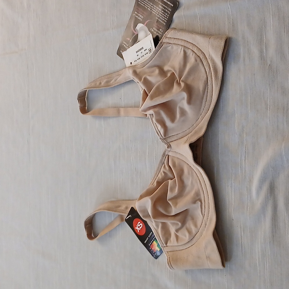 Bali Comfort Revolution Bra - Picture 2 of 4